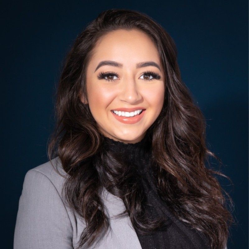 Maddie Corza portrait